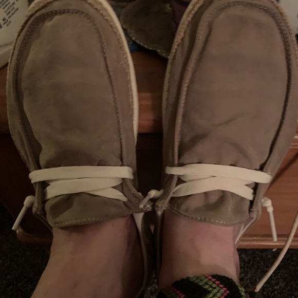 LADIES HEY DUDE BEIGE SNAKESKIN SZ9 - Picture 3 of 10